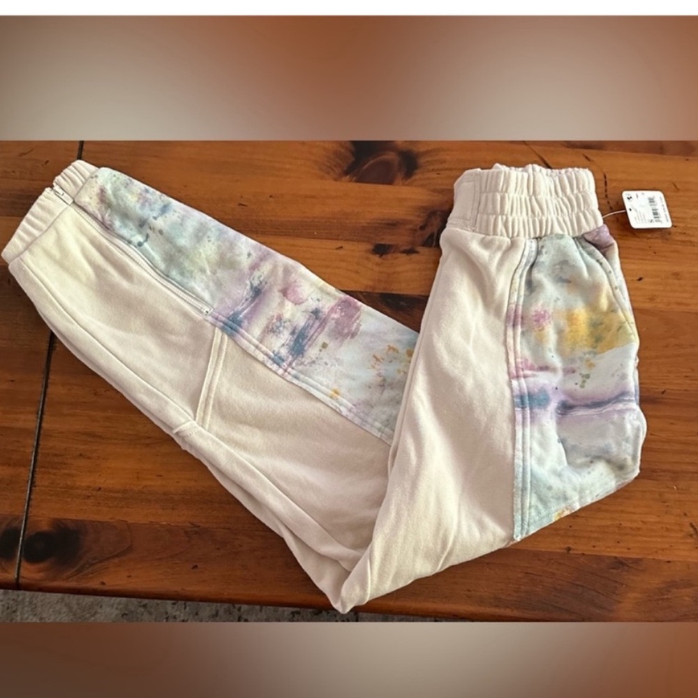 NWT Free People Joggers. Size Small. Super soft and very cute design. Oversized